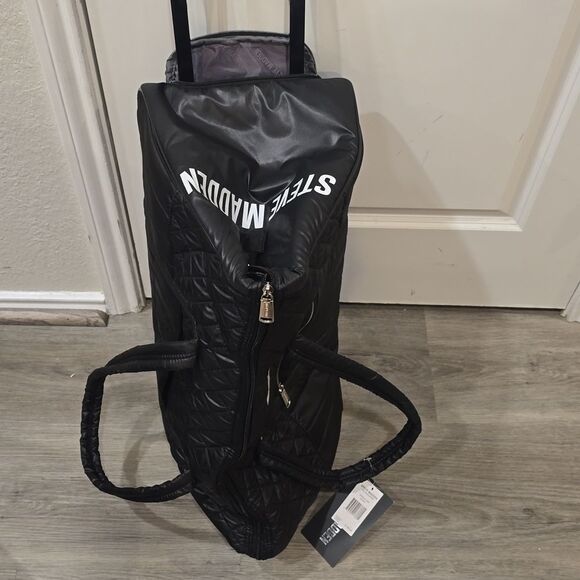Steve Madden Evelyn Collection Quilted Rolling Travel Duffel Bag - Picture 12 of 13